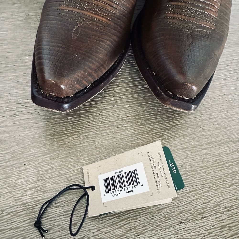 Ariat Alamar Lizard Embossed Cowboy Boots - Picture 5 of 11
